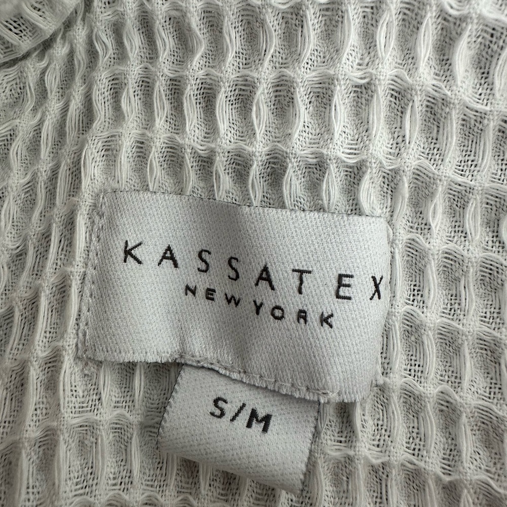 White Waffle Knit Robe - Picture 2 of 3